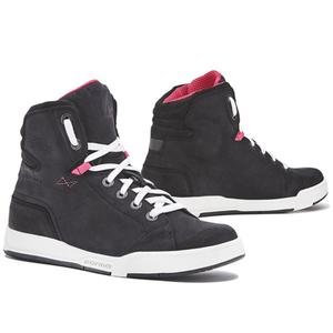 Dámské boty na motorku Forma Swift Lady Dry černo-bílé